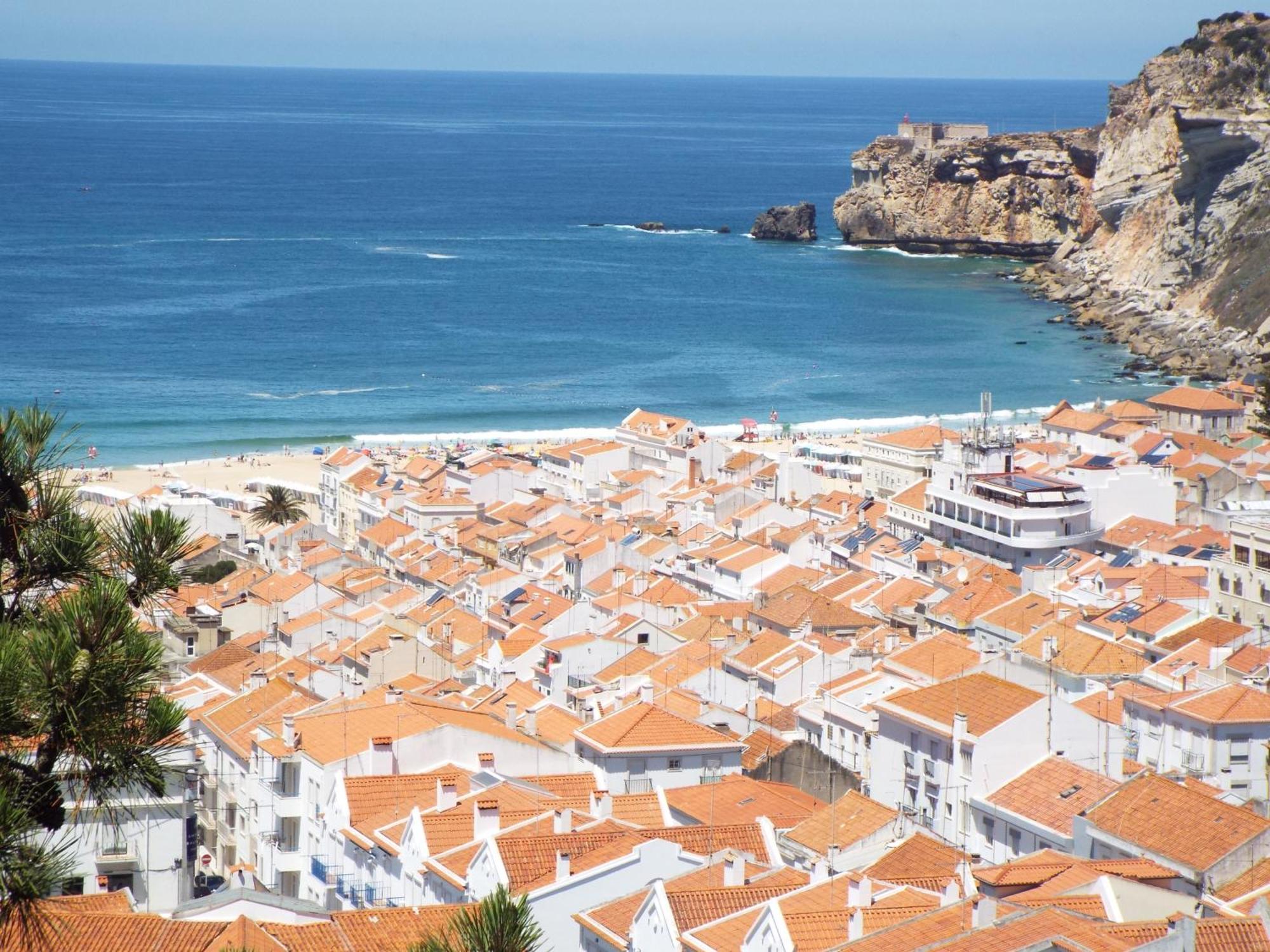 Holidays 71 Nazaré Exteriör bild